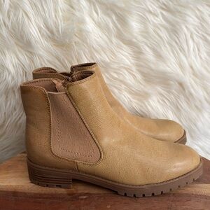 Baretraps Daytona Chelsea Boot